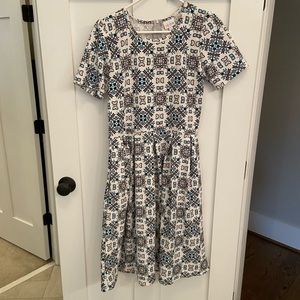 Lularoe Amelia dress sz L